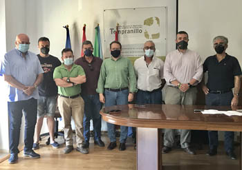 vox lucena comunidad regantes paño cabezas jauja